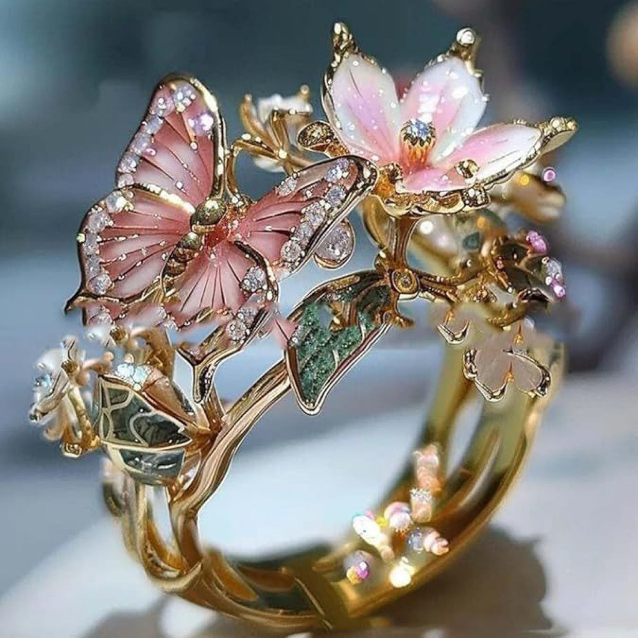 AMBASADOR Golden Butterfly Garden Ring